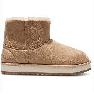 Magellan Outdoors Women's Platform Ankle Cozy Boots